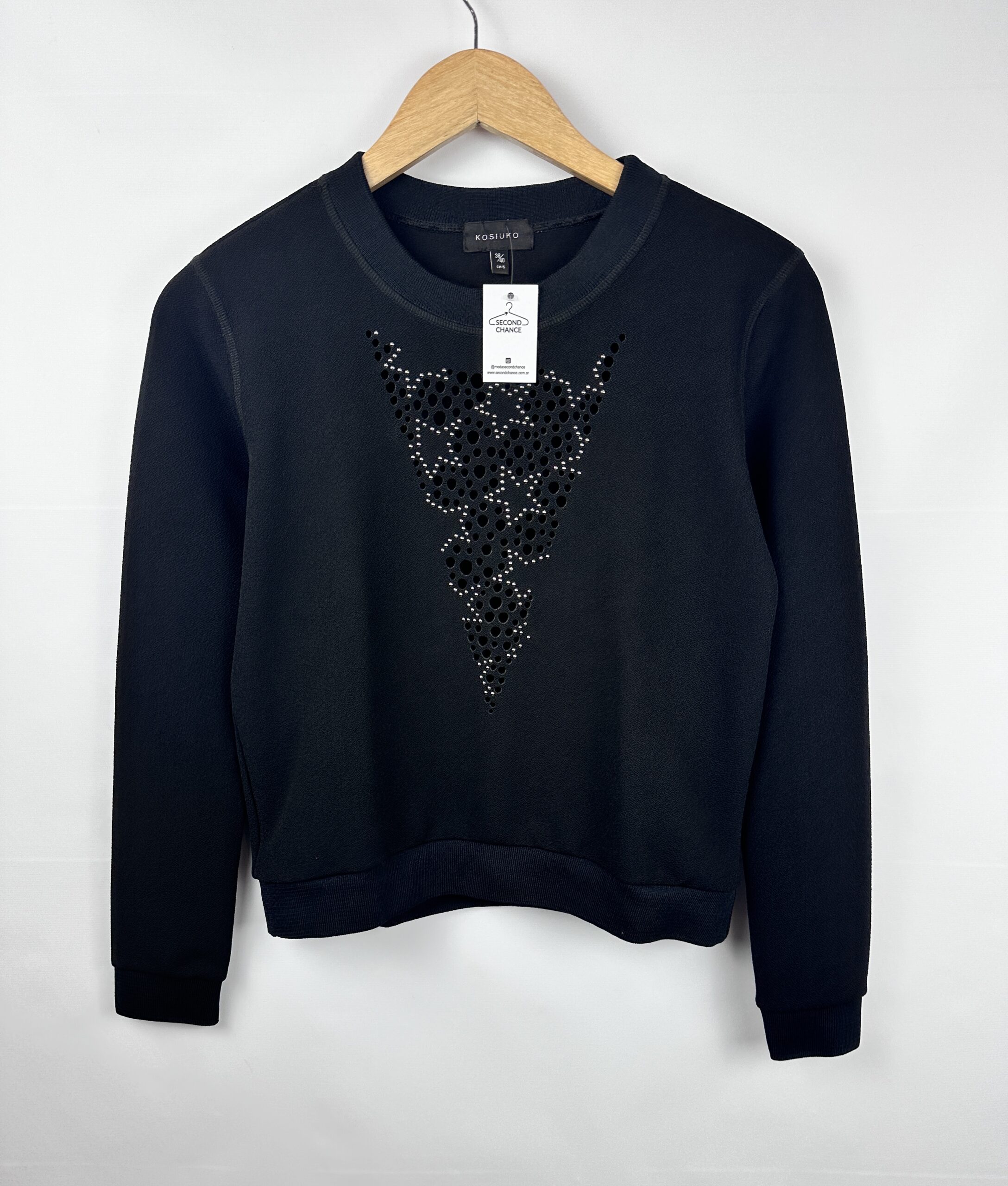 SWEATER NEGRO CON TRANSPARENCIAS + STRASS (M)