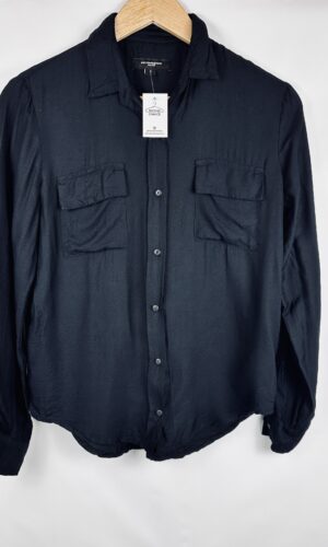 CAMISA NEGRA KEVINGSTON (S)