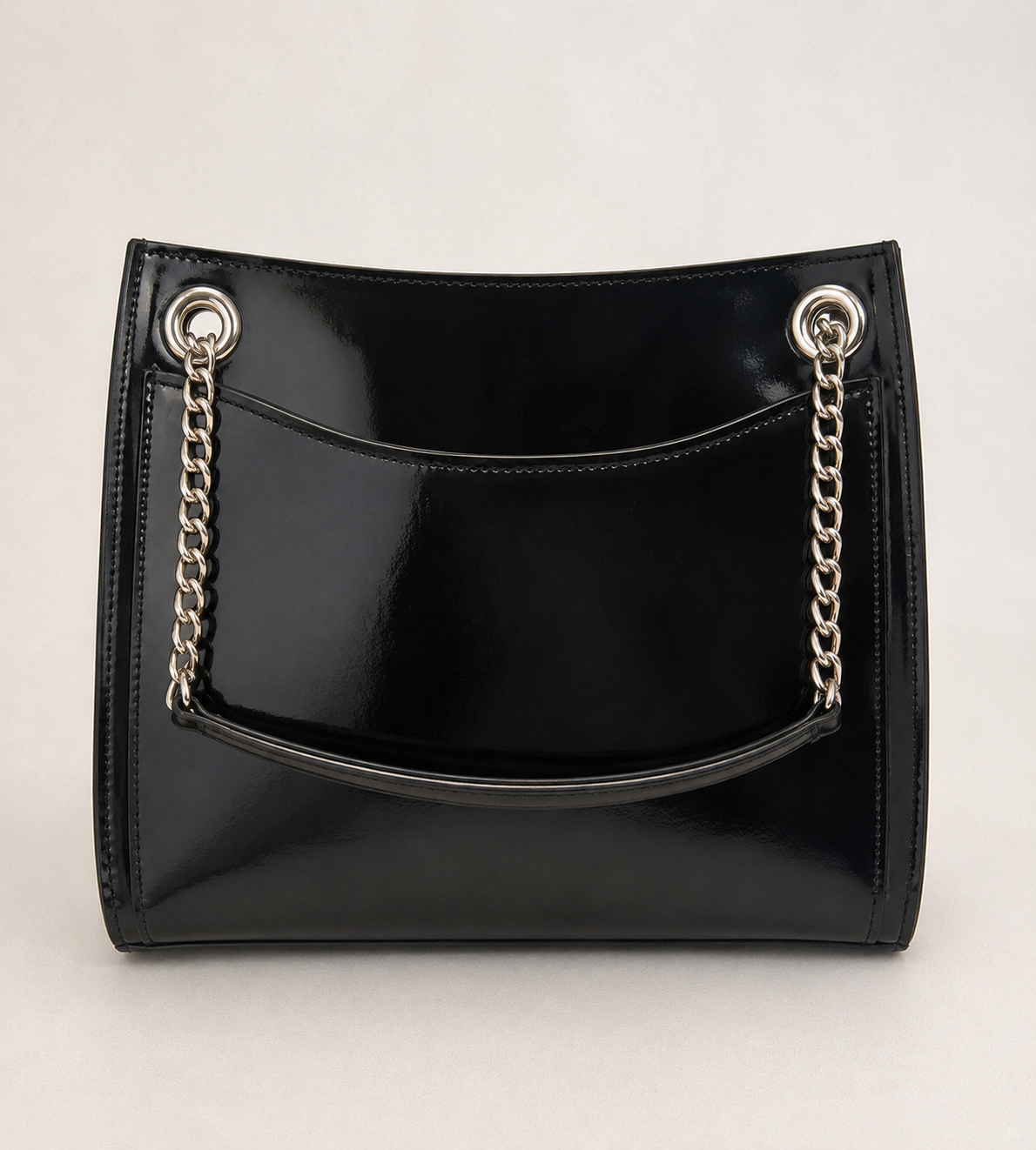 CARTERA NEGRA CHAROLADA CON INTERIOR EN GAMUZA LORIE MANDHOO - Imagen 3