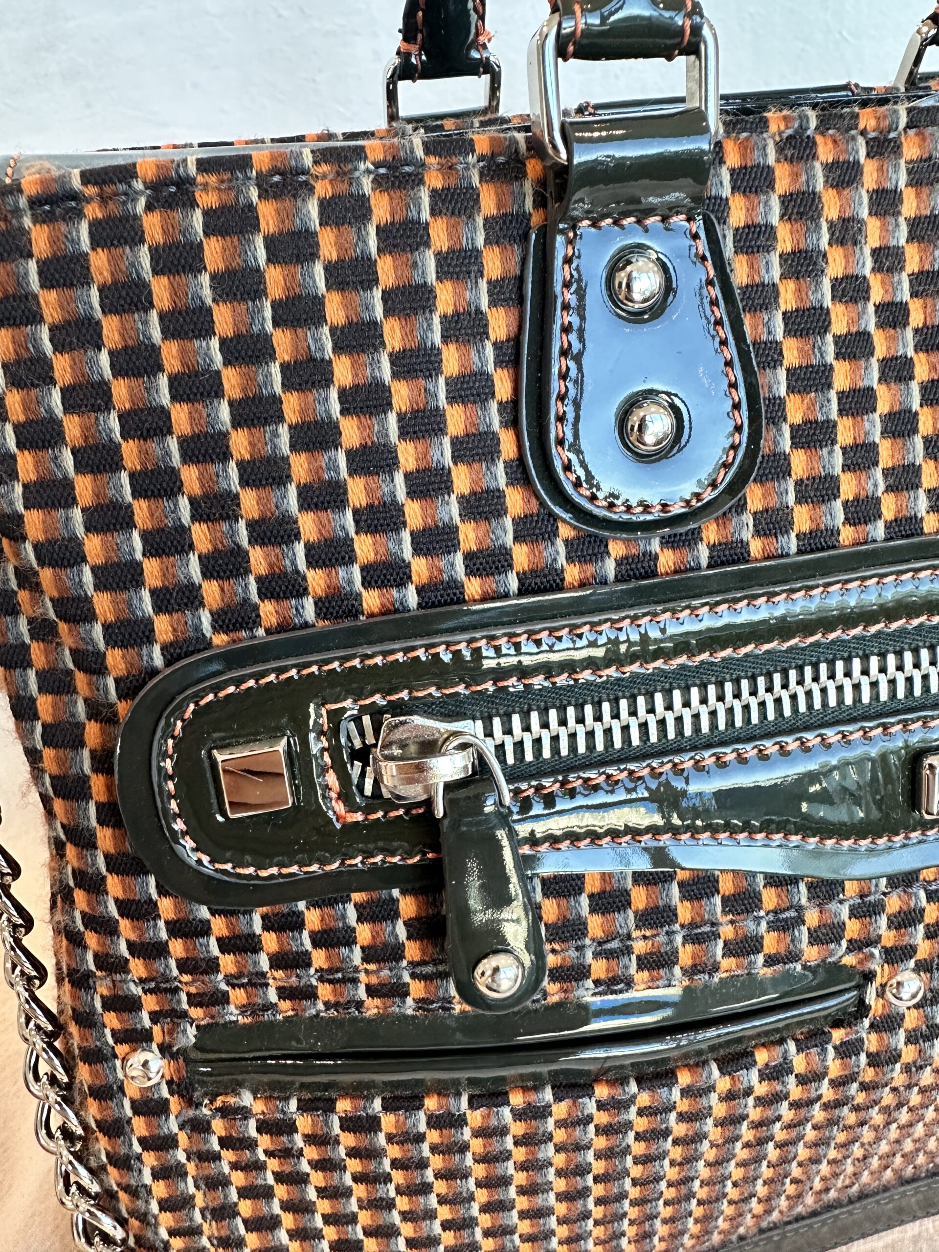 CARTERA DE CUERO REVESTIDA EN JACKARD JACKIE SMITH - Imagen 2