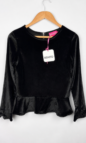 BLUSA NEGRA SEDA BENITO NUEVA CON ETIQUETA (M)