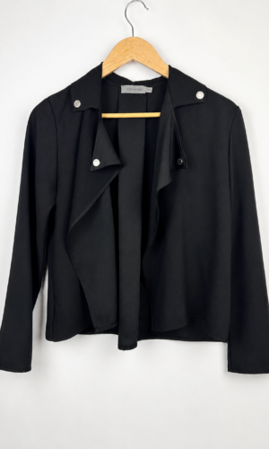 CAMISA CAPA NEGRA VITAMINA (L)