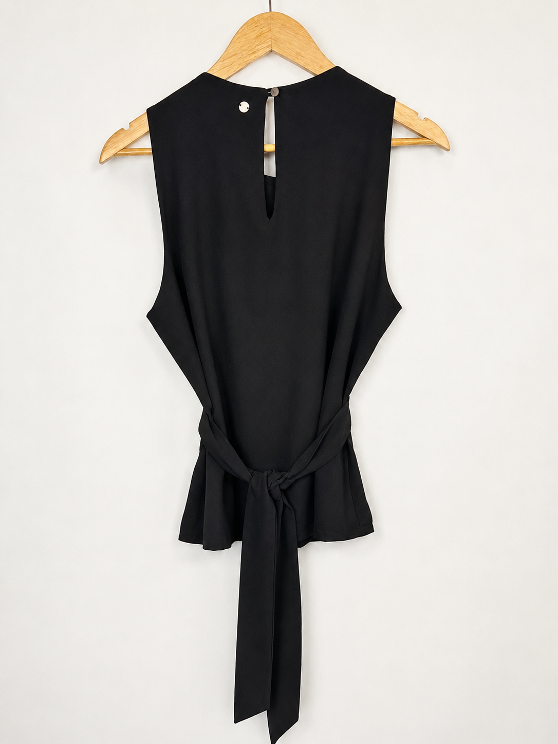 BLUSA SIN MANGAS NEGRA + LAZO LA COFRADIA (M) - Imagen 3