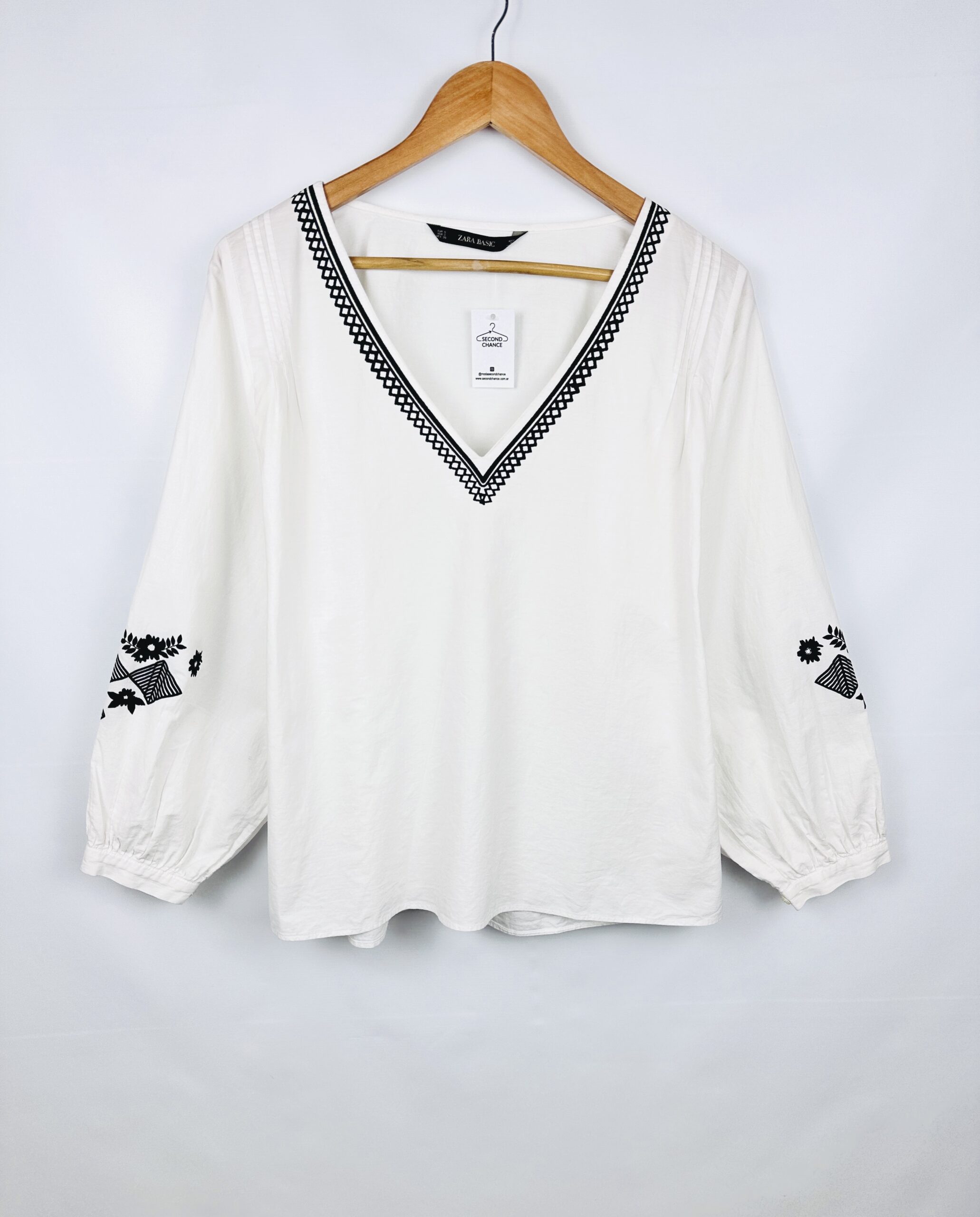 BLUSA MANGA LARGA BLANCA ZARA (S)