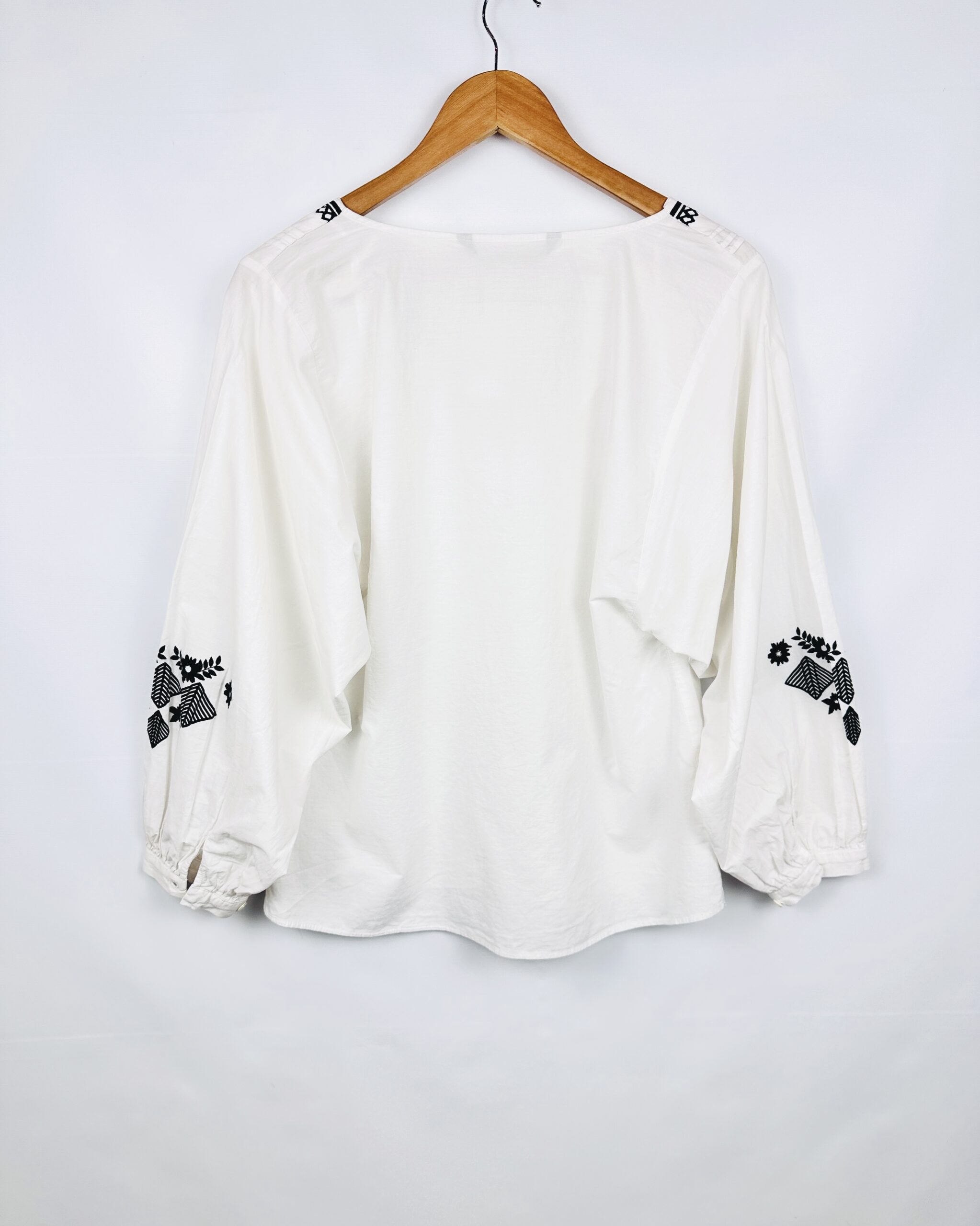 BLUSA MANGA LARGA BLANCA ZARA (S) - Imagen 3