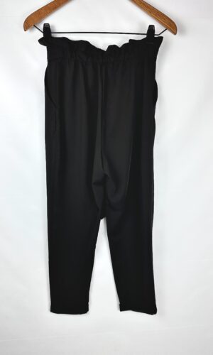 PANTALON SASTRERO NEGRO PULL & BEAR (S)