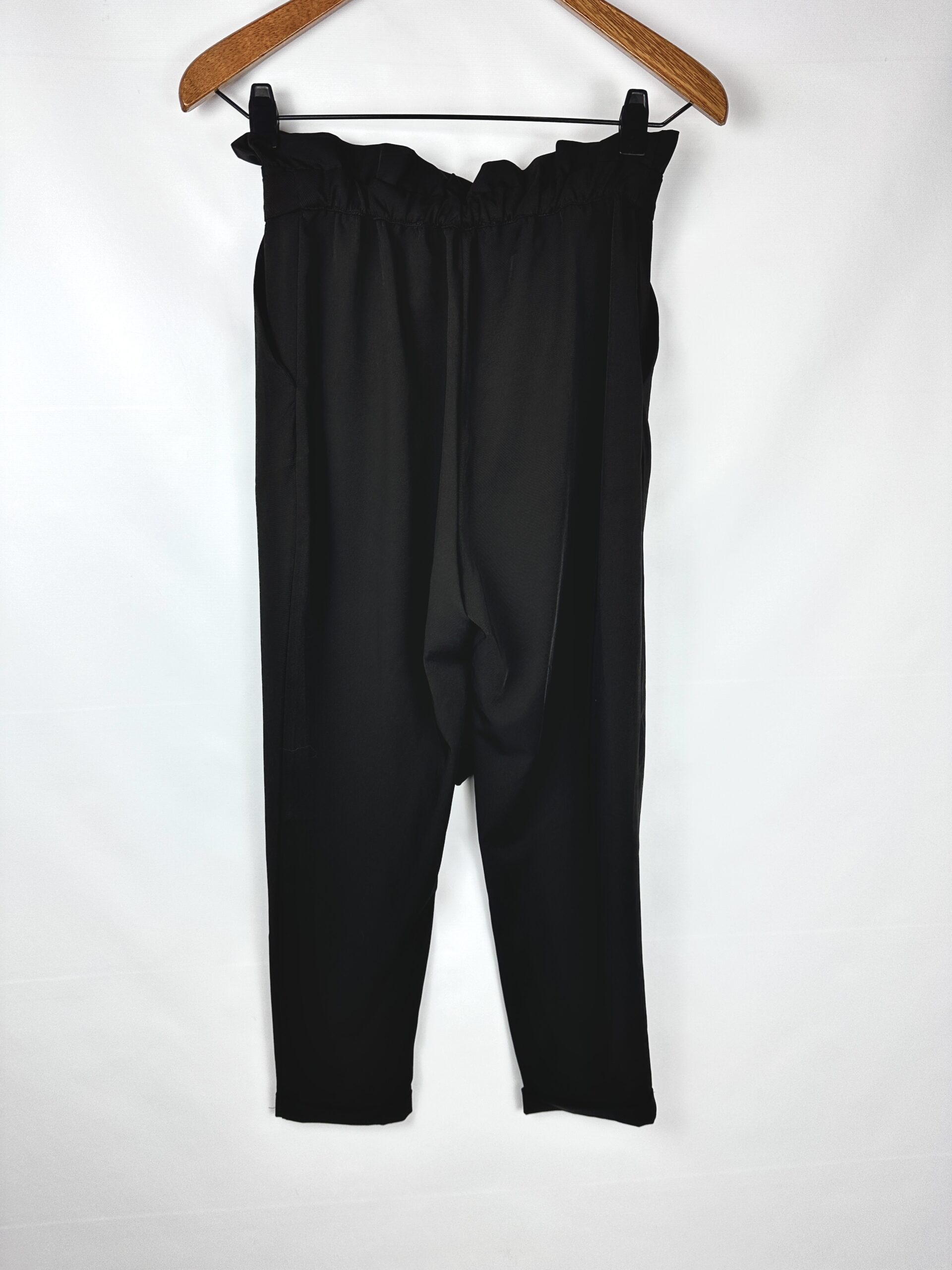 PANTALON SASTRERO NEGRO PULL & BEAR (S)