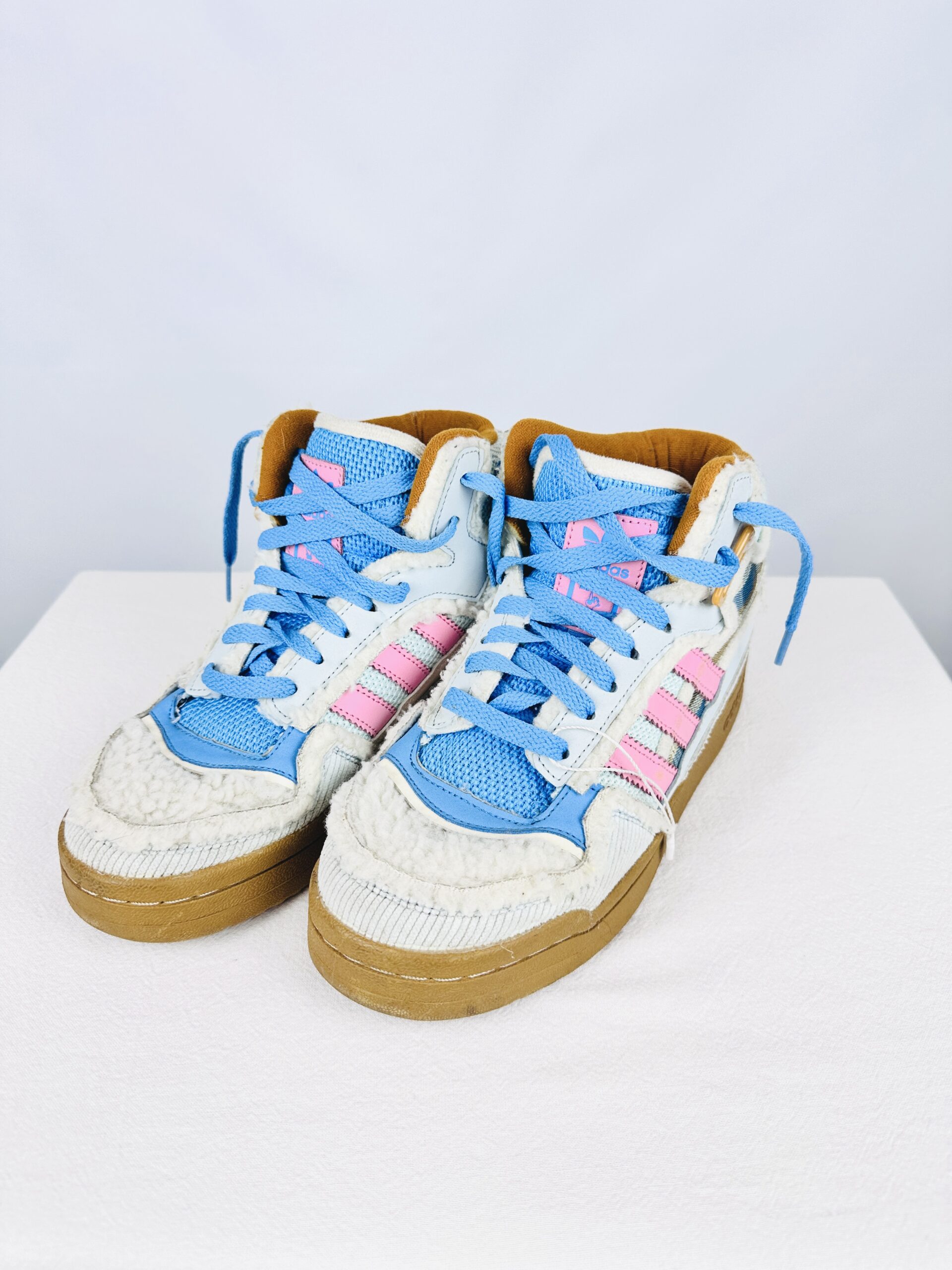 ZAPATILLAS ADIDAS FORUM LOW EDICION LIMITADA (35)