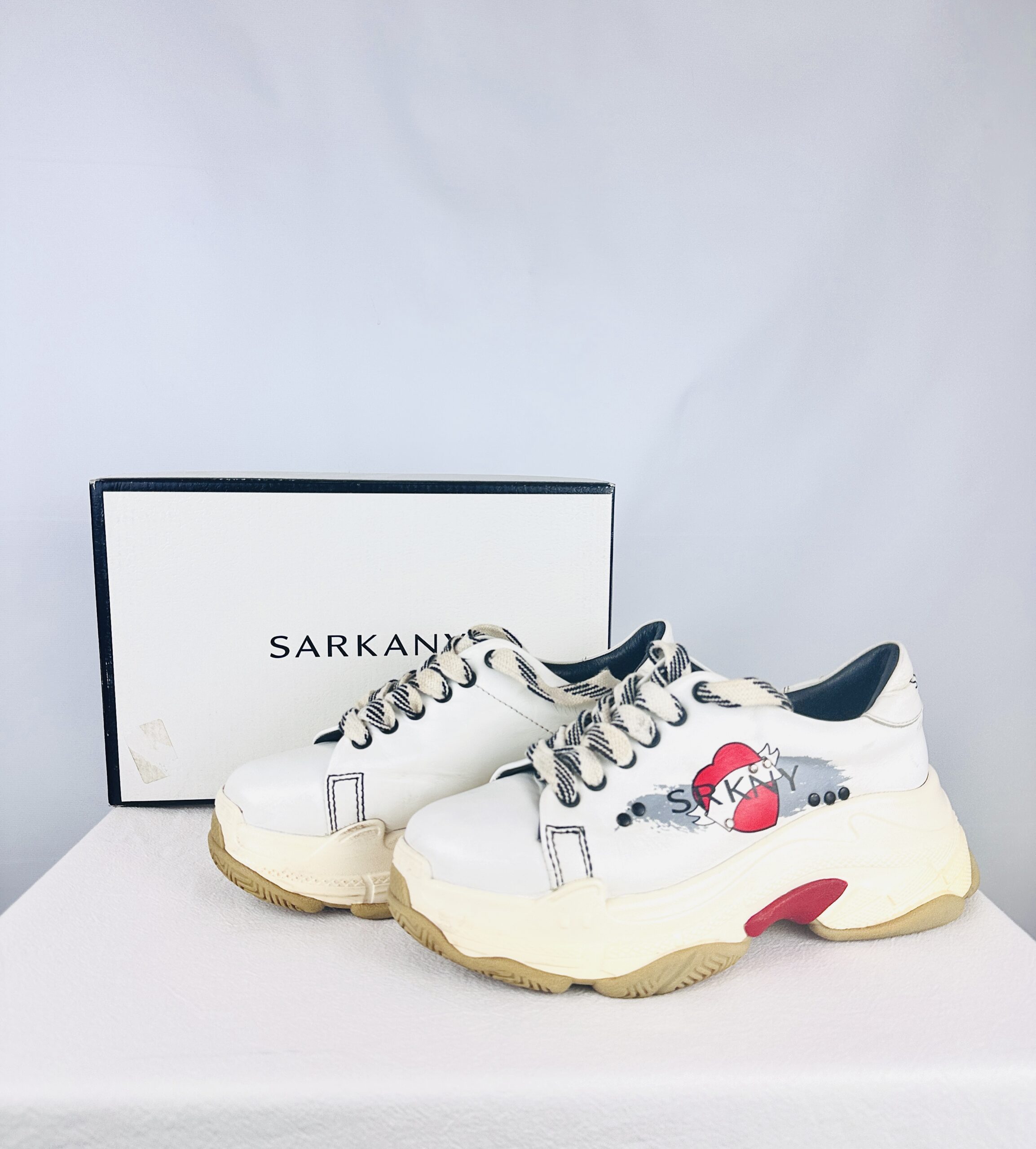 ZAPATILLAS URBANAS SARKANY (39)