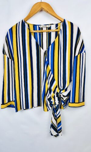 BLUSA A RAYAS MANGAS 3/4 ZARA (S)