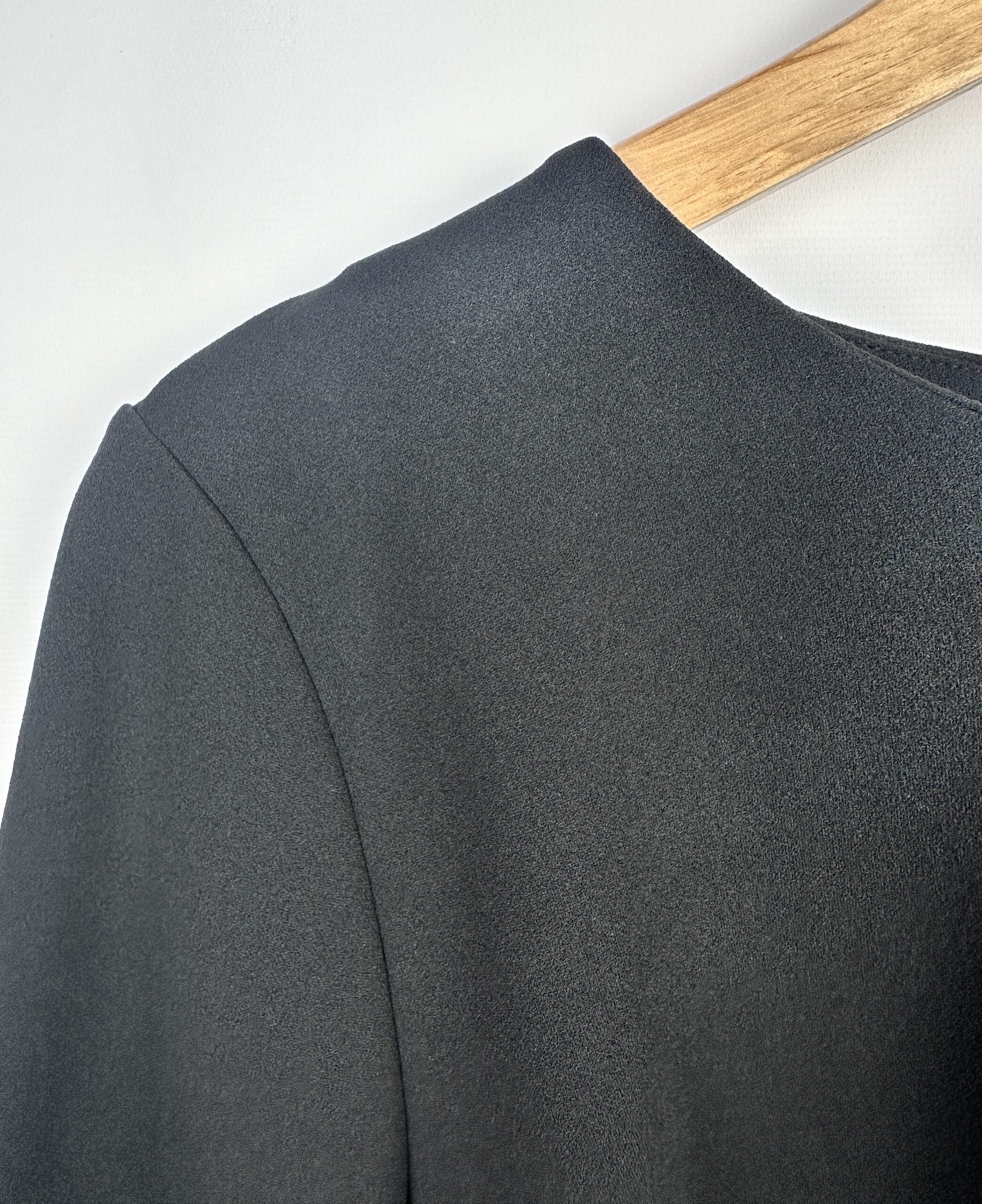 BLUSA NEGRA MANGAS OXFORD UMA (L) - Imagen 2