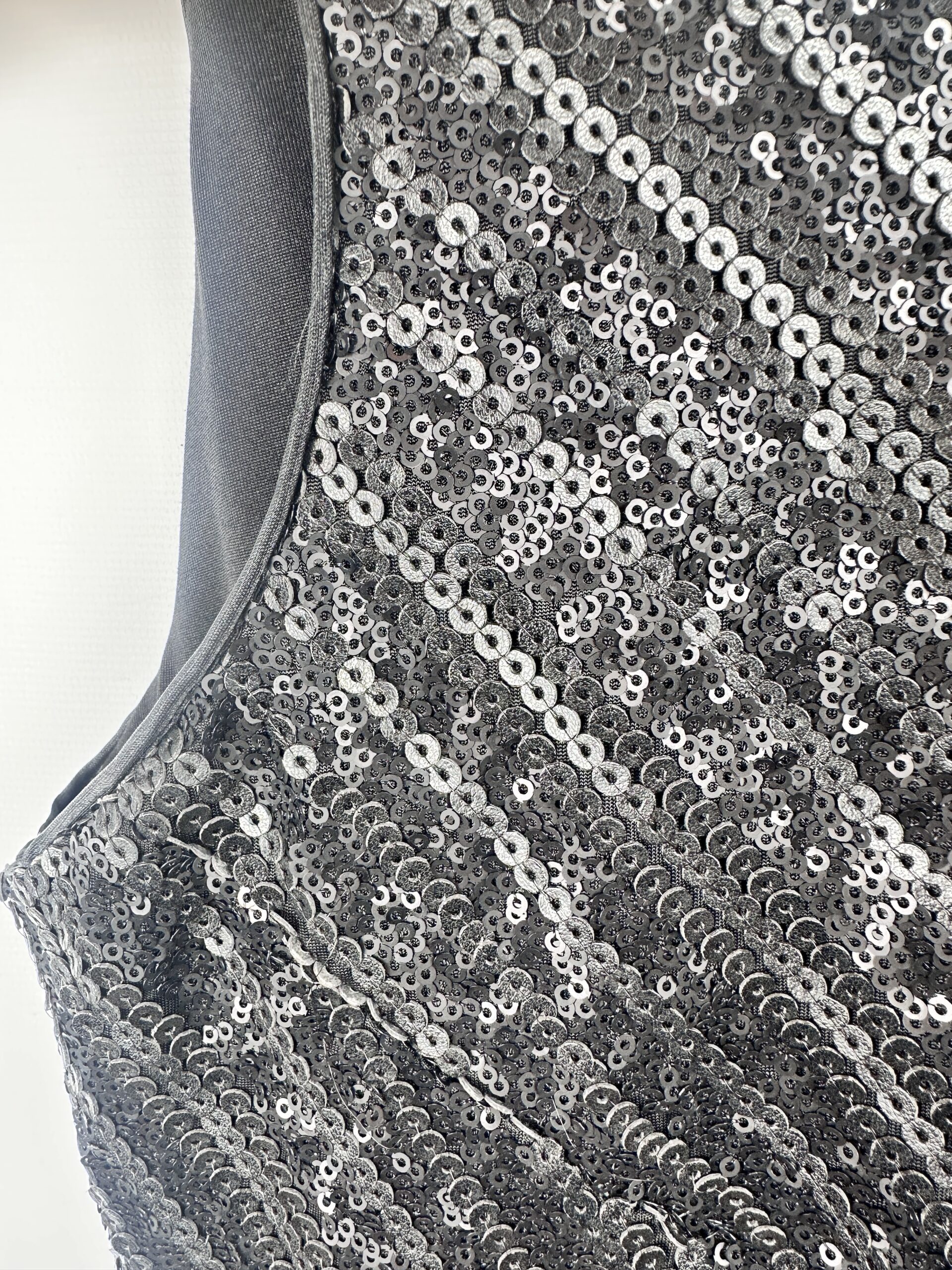 VESTIDO NEGRO SIN MANGAS +LENTEJUELAS ONA SAEZ (L) - Imagen 2