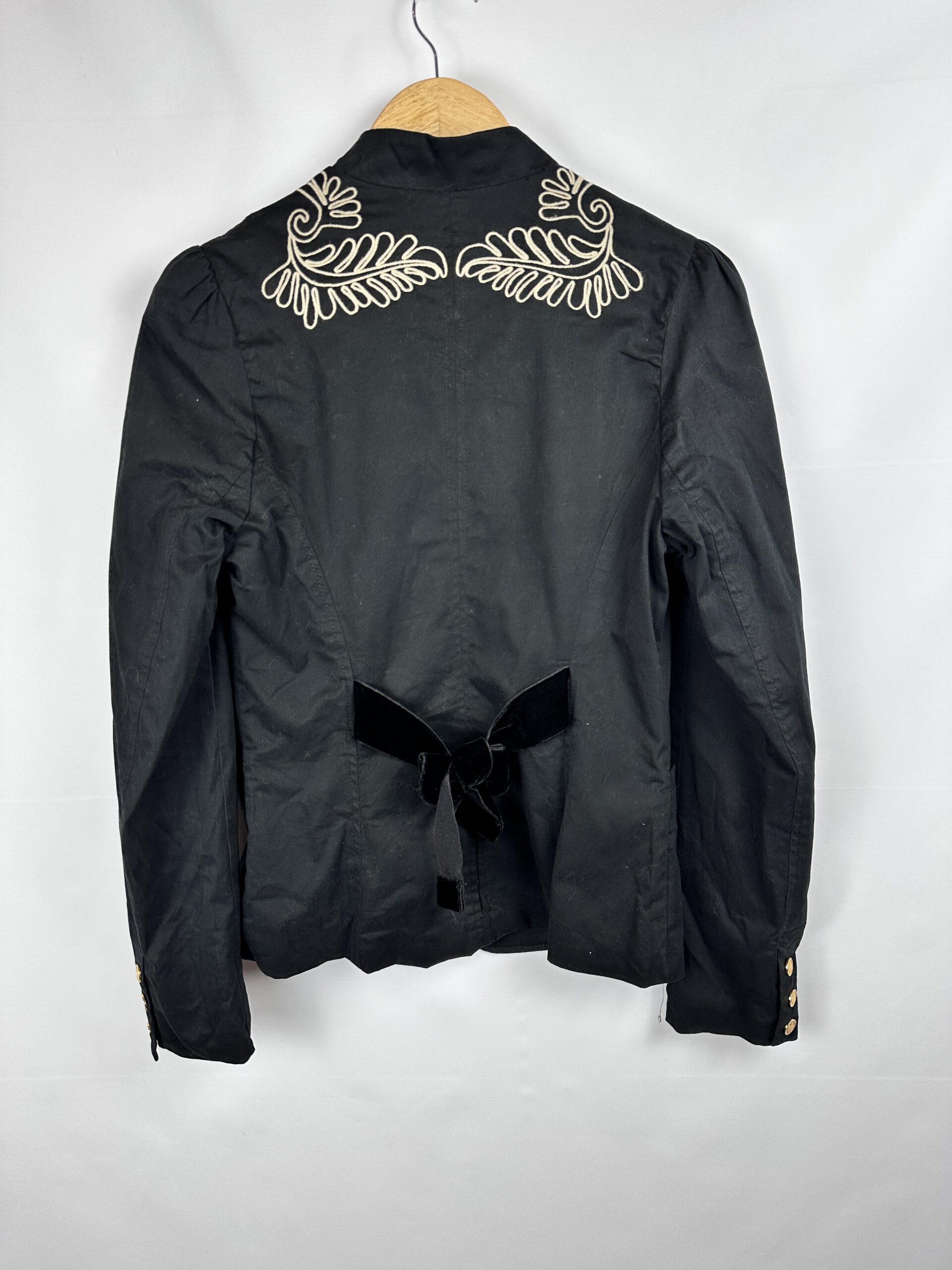 BLAZER NEGRO + BORDADO WANAMA (L) - Imagen 3