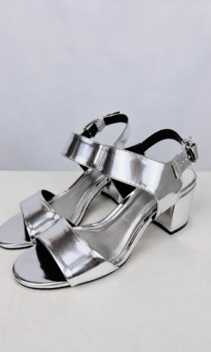 SANDALIAS METALIZADAS CON TACO PRUNE (39)