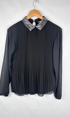 BLUSA MANGA LARGA NEGRA CUELLO SOLAPA + STRASS (S)