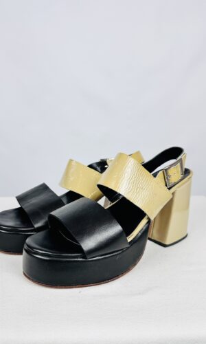 SANDALIAS DE PLATAFORMA BICOLOR MISHKA (39)
