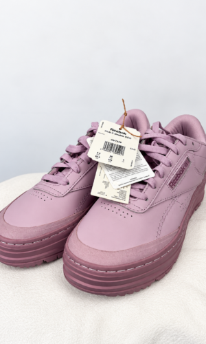 ZAPATILLAS LILA REEBOK NUEVAS (39)