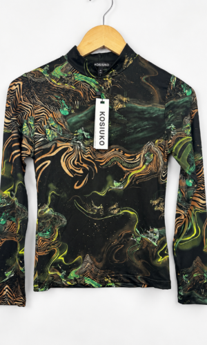 CAMISETA ESTAMPADA NUEVA KOSIUKO (S)