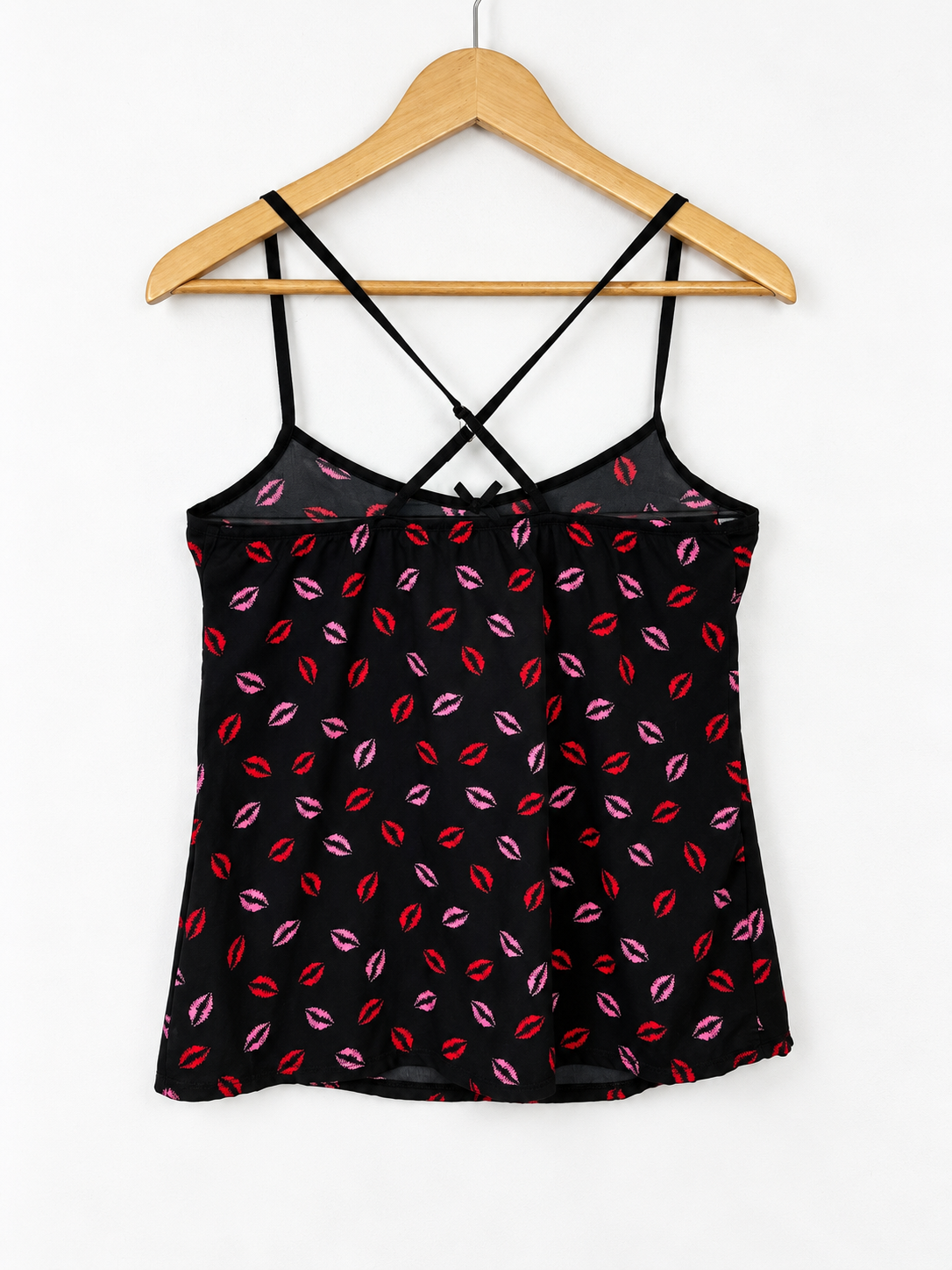 TOP LENCERO NEGRO + BESOS LOVE TO LONGE (XS) - Imagen 3