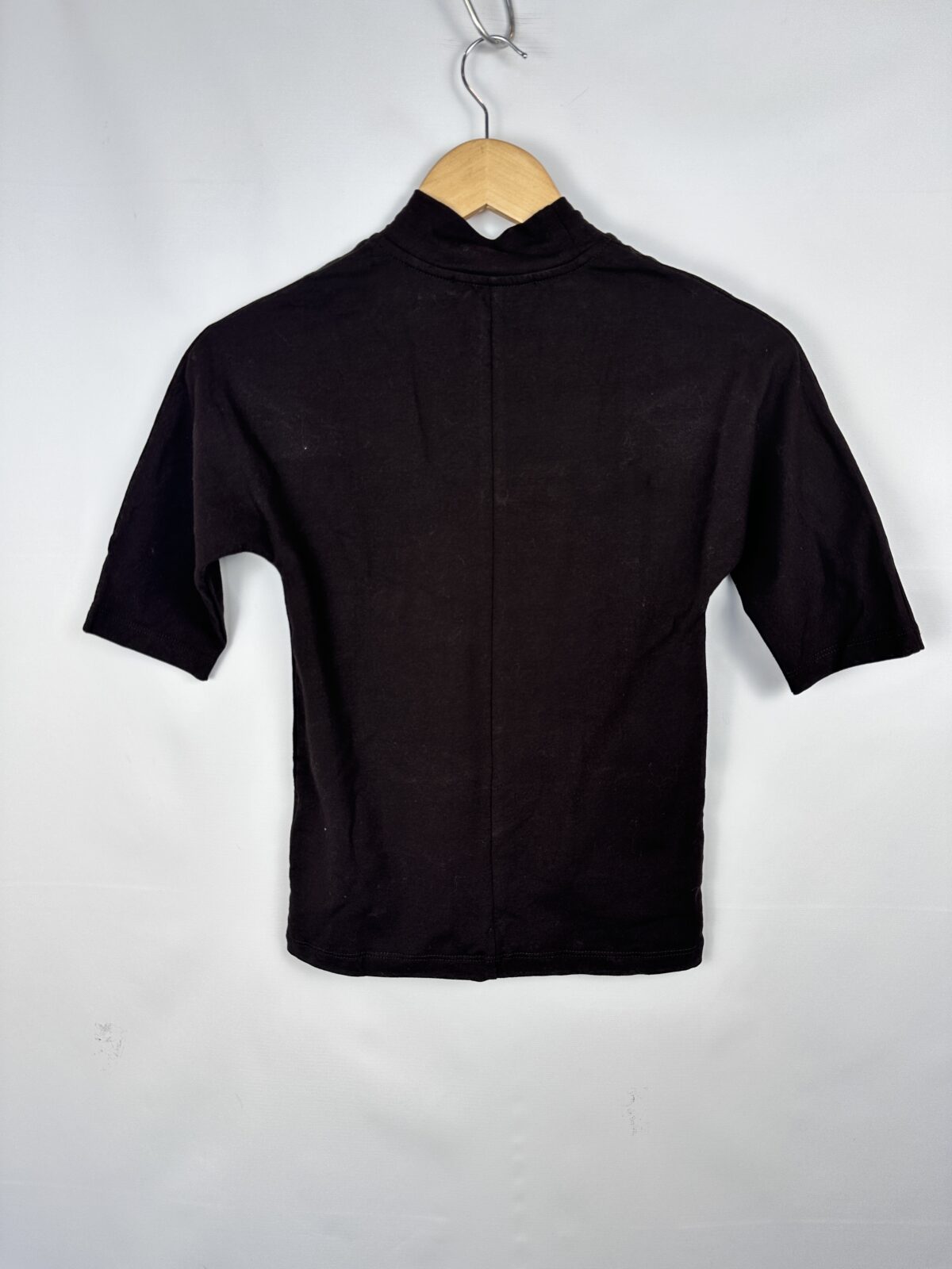 REMERA BASICA MARRON OSCURO NUEVA ZARA (M) - Imagen 3