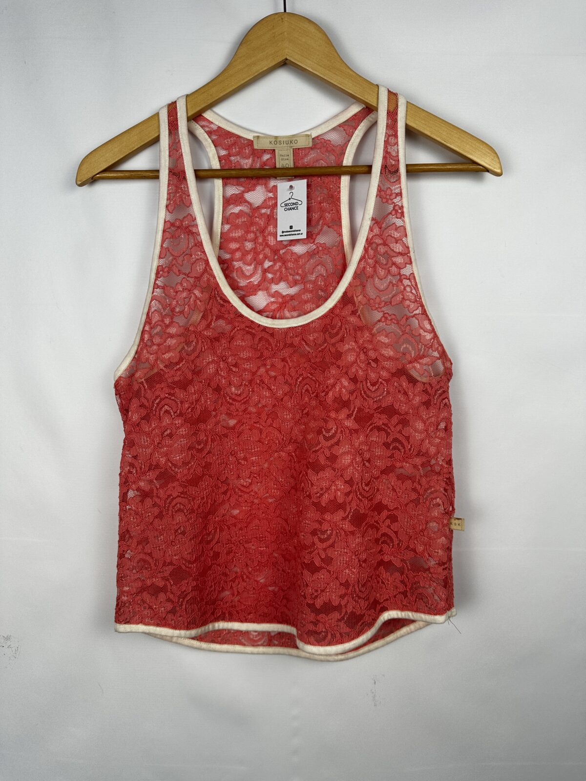 MUSCULOSA DE ENCAJE FLOREADO ROSA KOSIUKO (S)