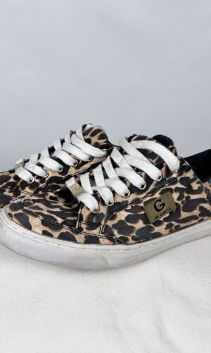 ZAPATILLAS ANIMAL PRINT GUESS  (37)