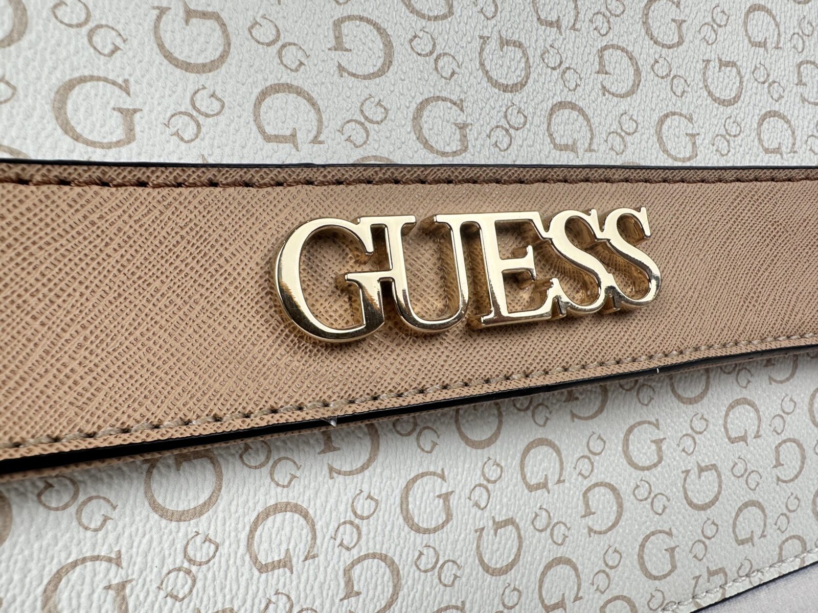 BANDOLERA GUESS BEIGE Y MARRON - Imagen 3