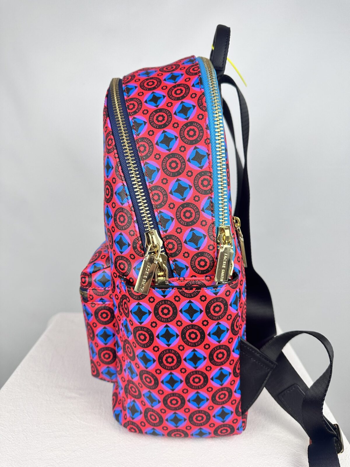 MOCHILA ROJA + MONOGRAMA JACKIE SMITH - Imagen 4