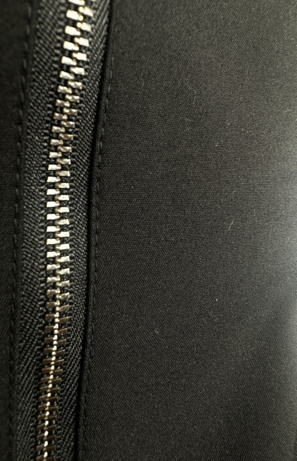 VESTIDO NEGRO CORTO H & m (M) - Imagen 2