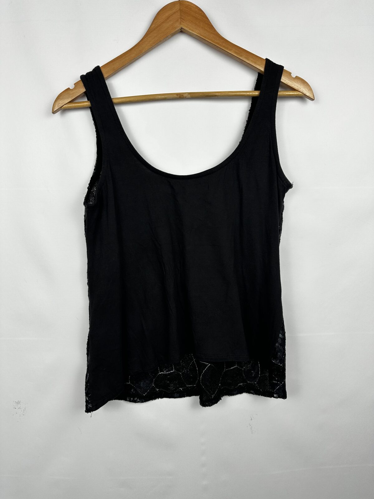 MUSCULOSA NEGRA CON LENTEJUELAS CHER (M) - Imagen 3