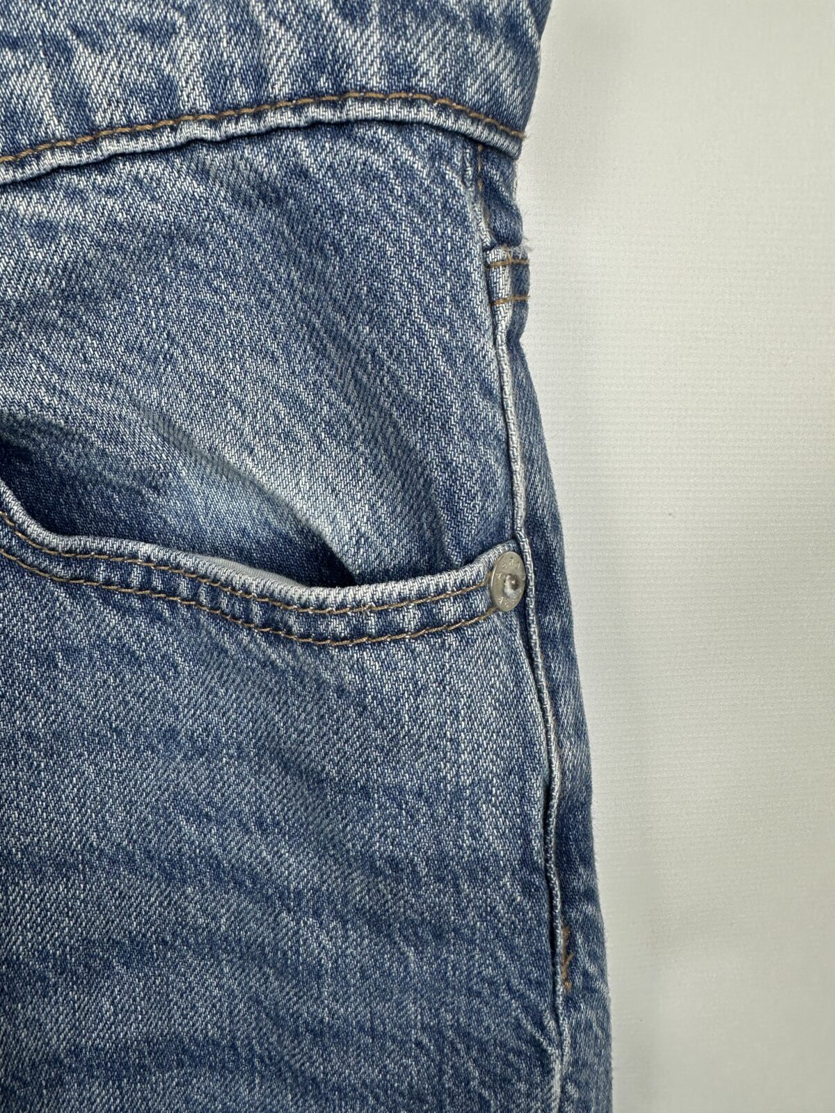 JEAN MOM CON ROTURAS CELESTE AEROPOSTALE (L) - Imagen 2