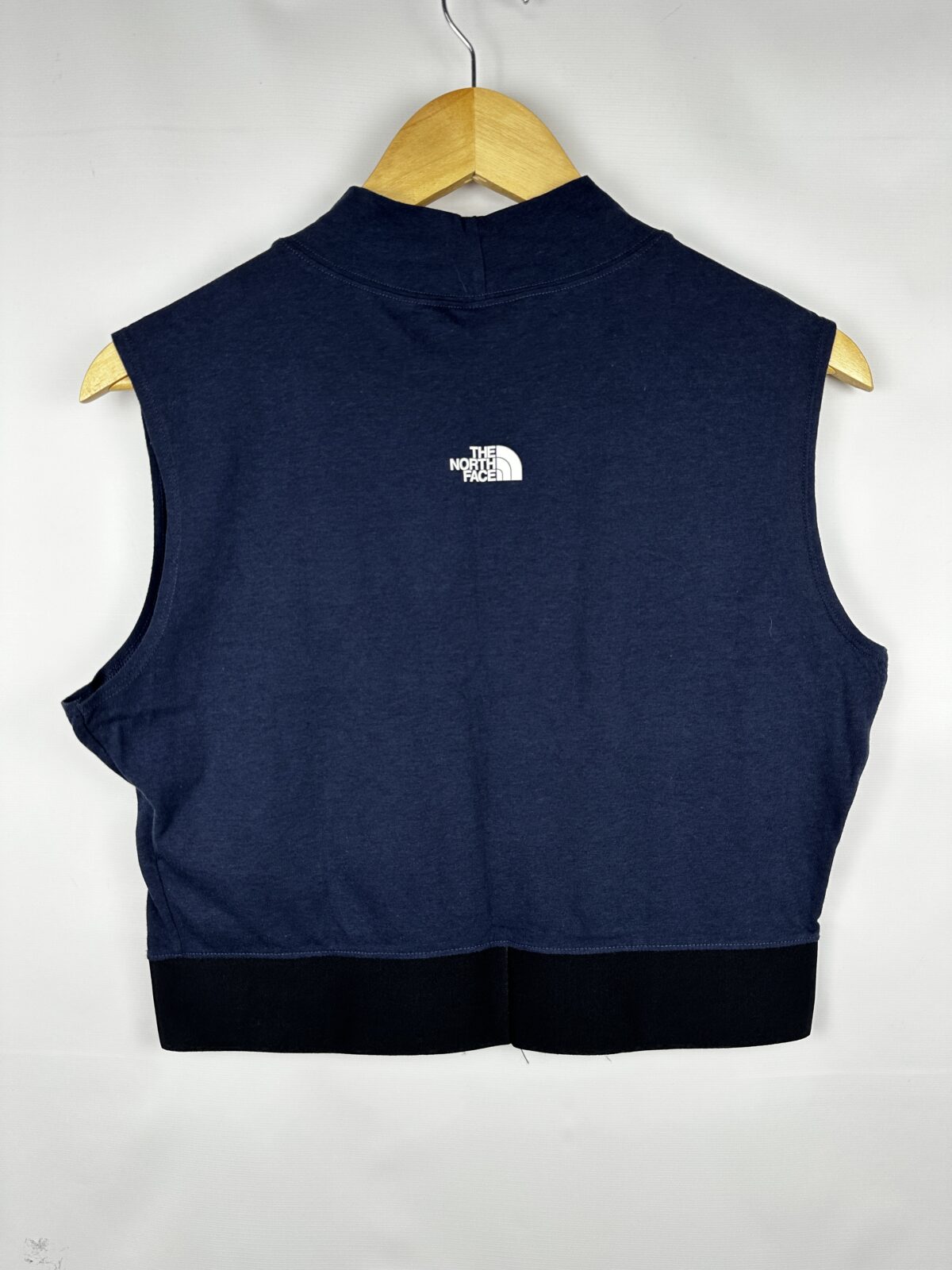 MUSCULOSA TOP CON CINTURA ELASTICO AZUL THE NORTH FACE (M)